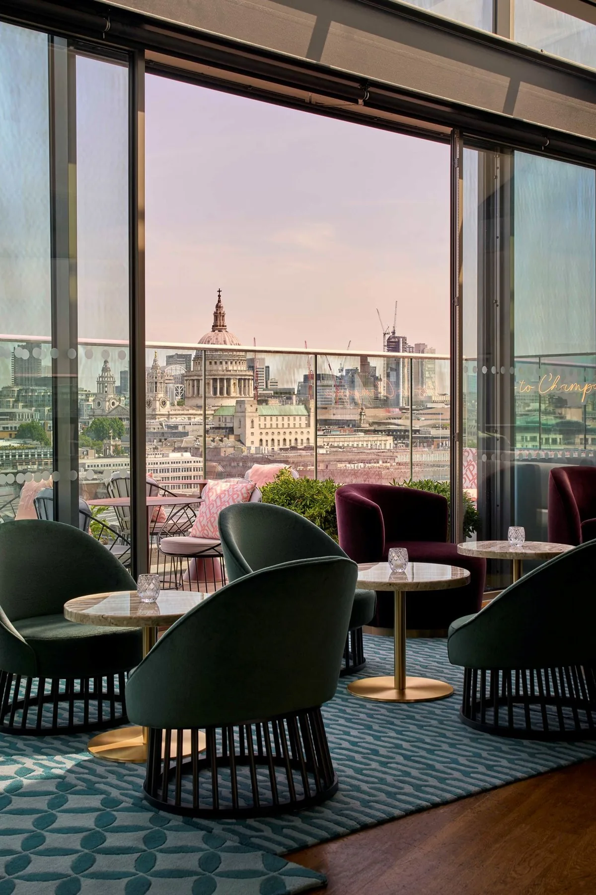12th Knot - london