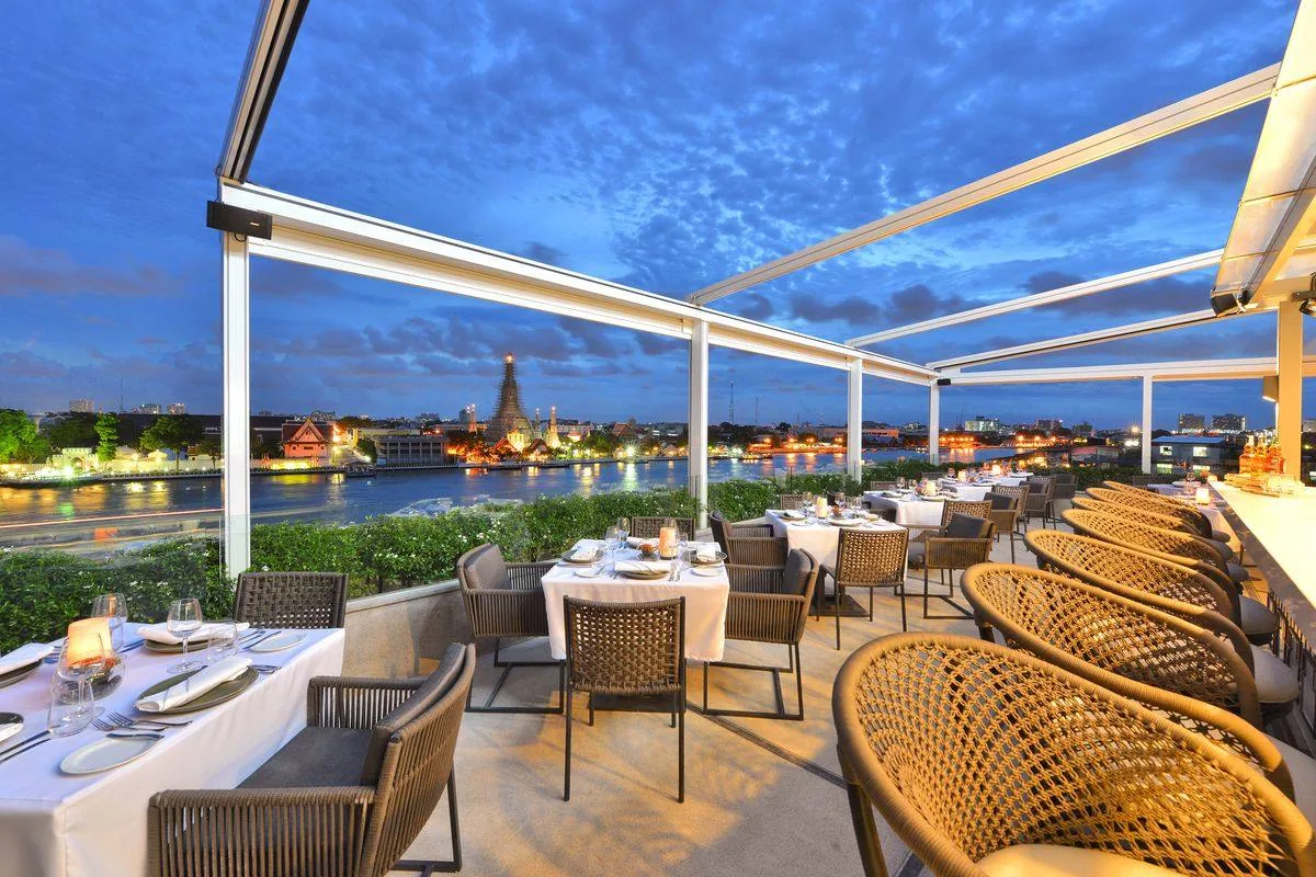 Above Riva - rooftop dining wat arun river dusk