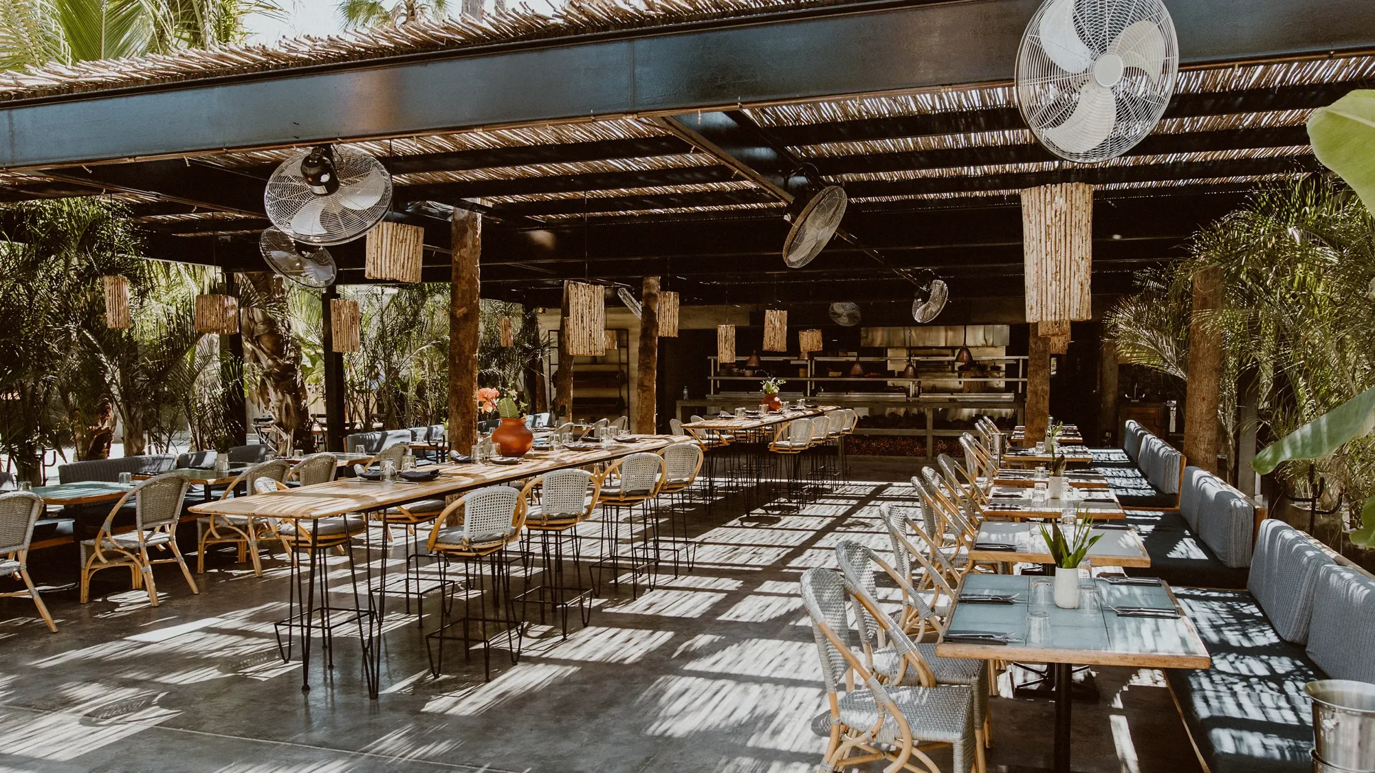 Acre - restaurant in Cabo