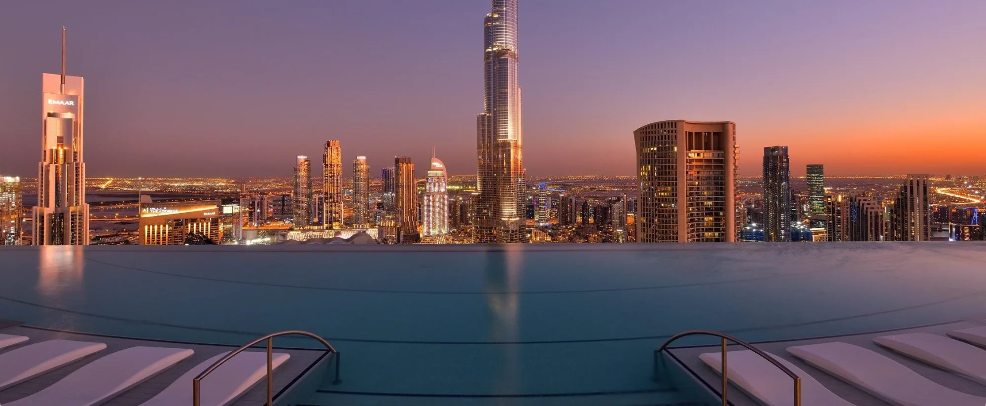 Alto 54 SkyPool - pool skyline panorama