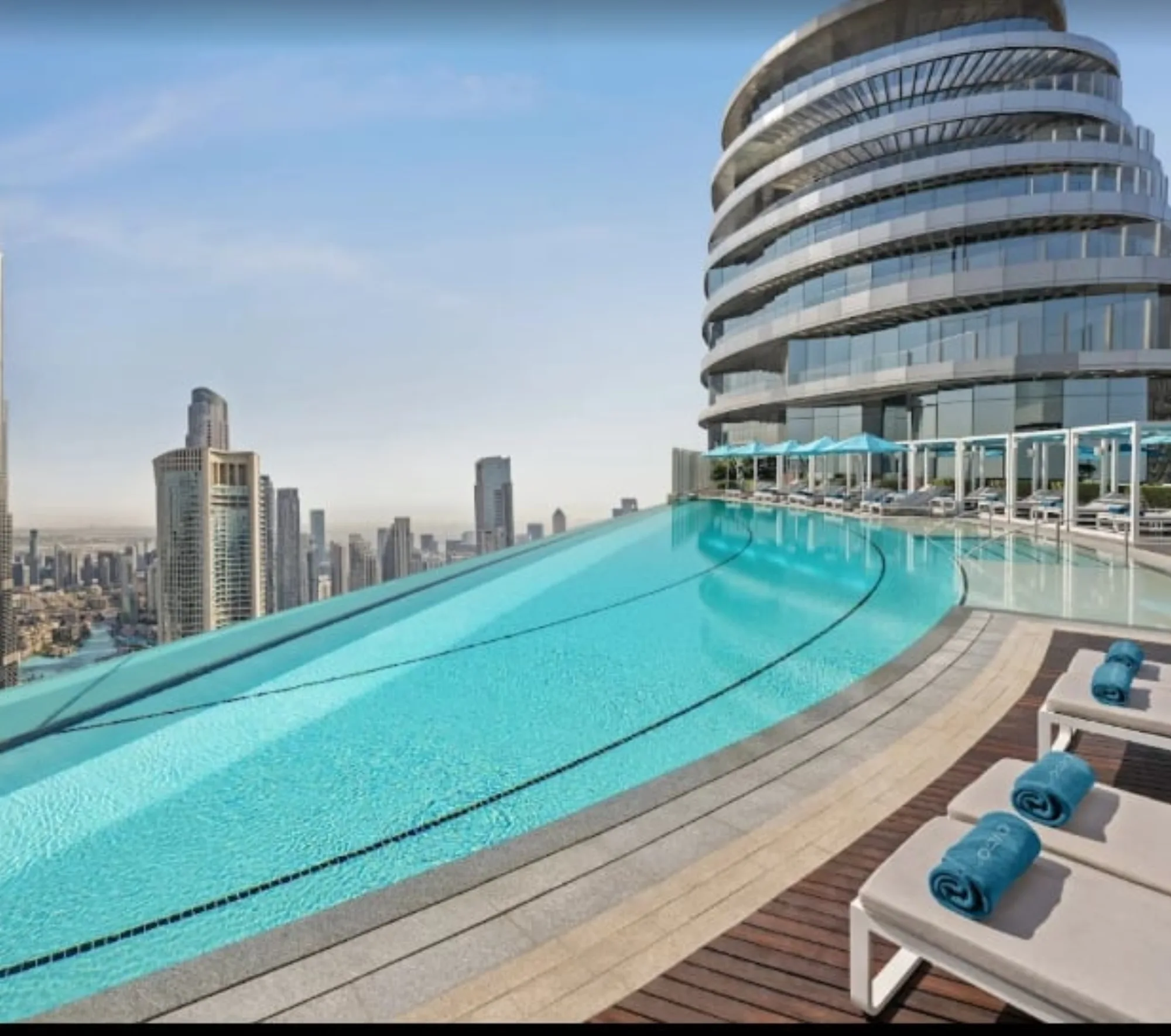 Alto 54 SkyPool - pool loungers