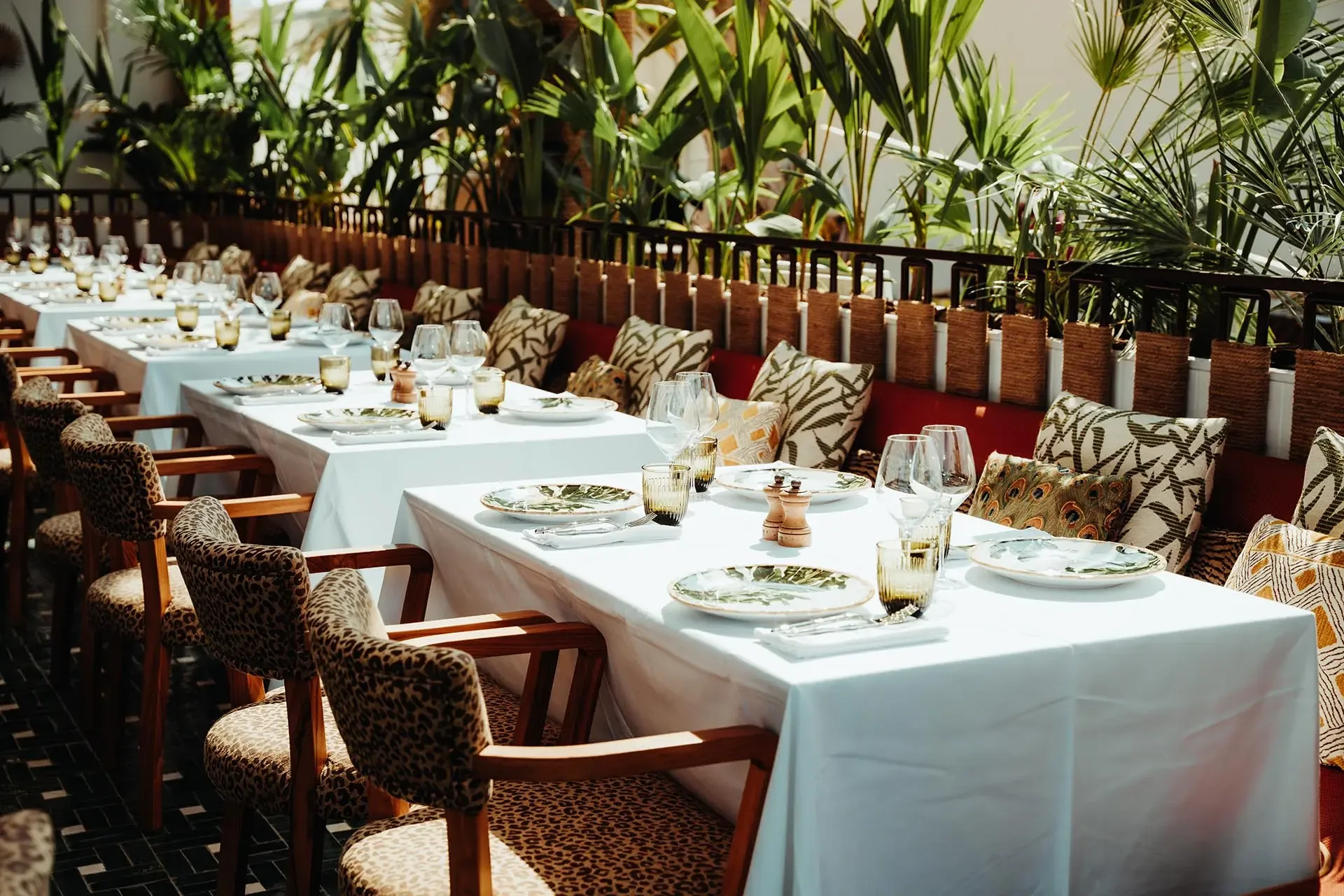 African Queen - outdoor dining tables