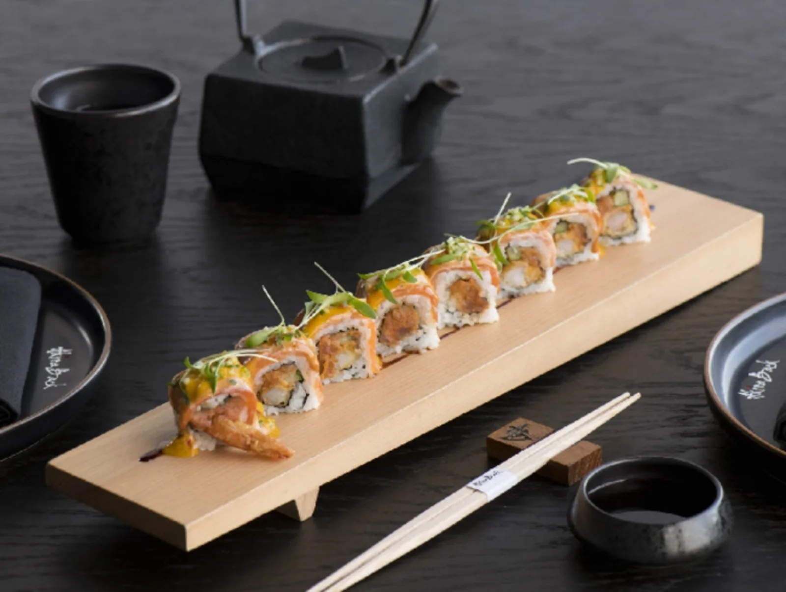 Akira Back Bangkok - signature roll