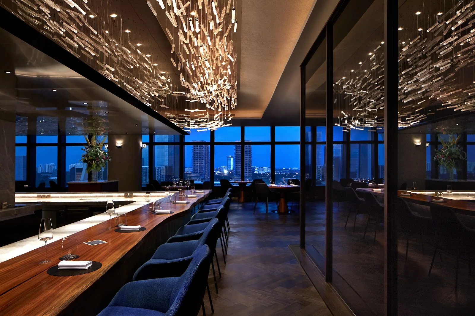 AKUNA - restaurant in Saigon