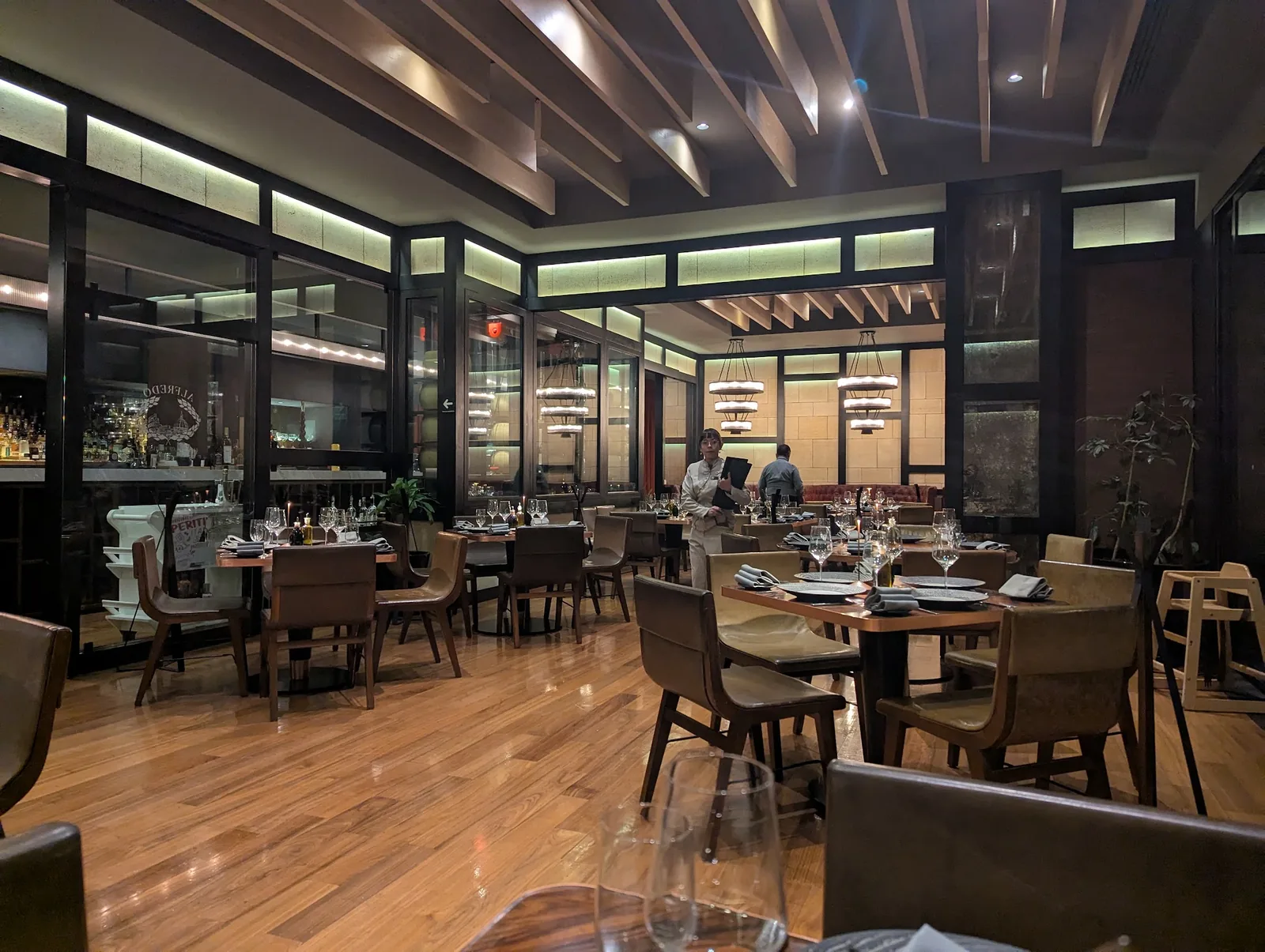 Alfredo Di Roma - Polanco - dining room wide view