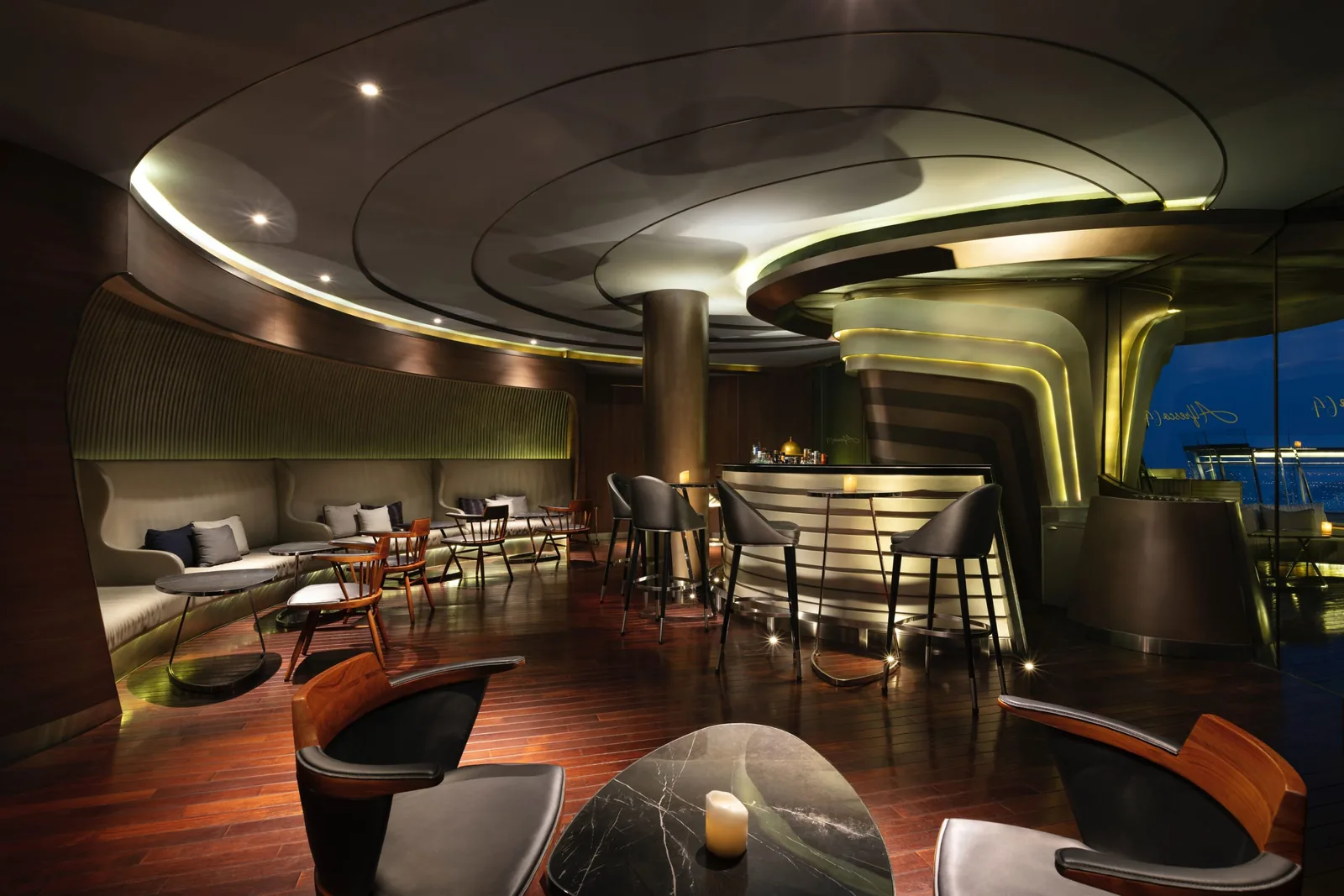Alfresco 64 - indoor lounge bar