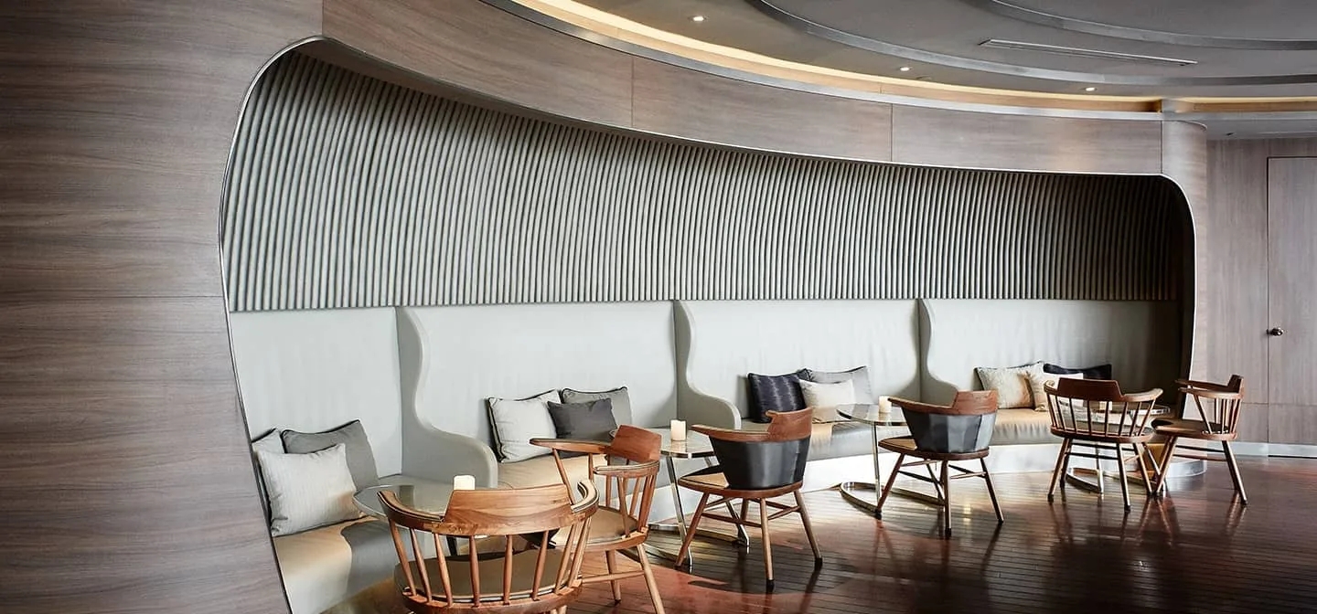 Alfresco 64 - interior seating