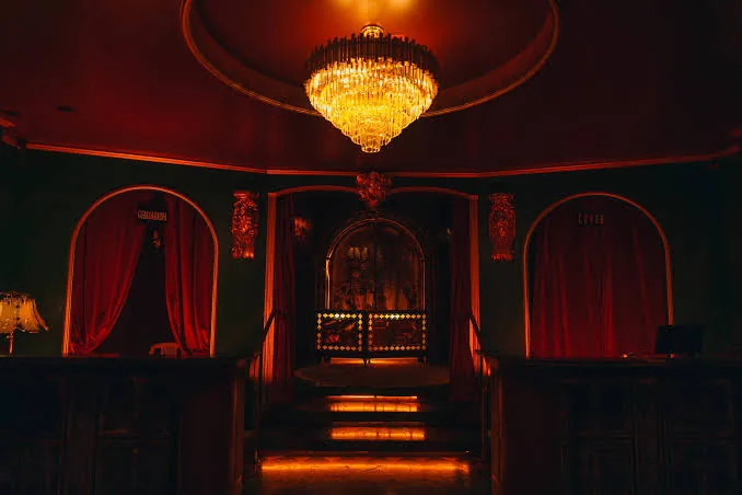 Alma - red room and dj booth