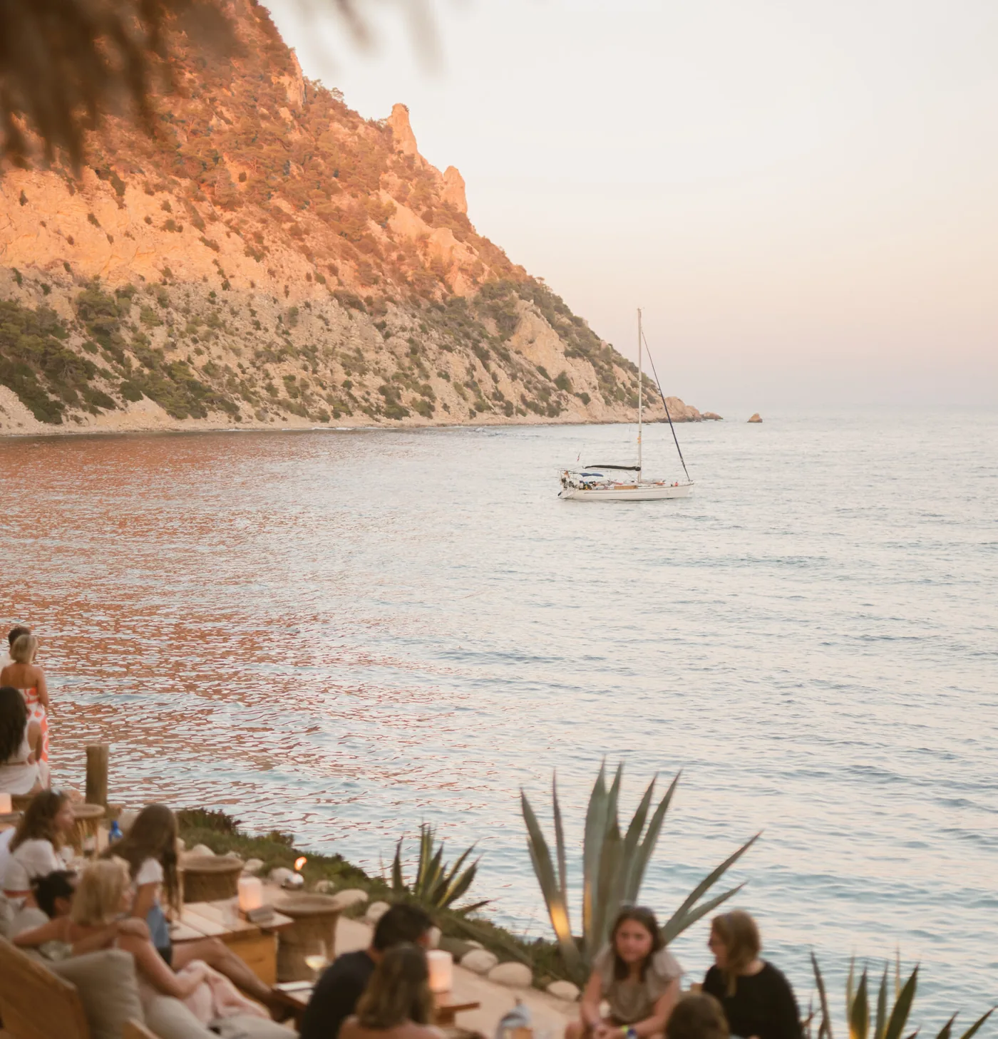 Amante Ibiza - sunset cove official