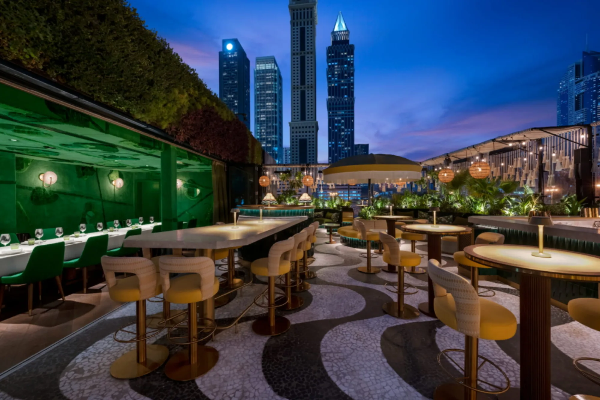 Amazonico - paraiso rooftop skyline