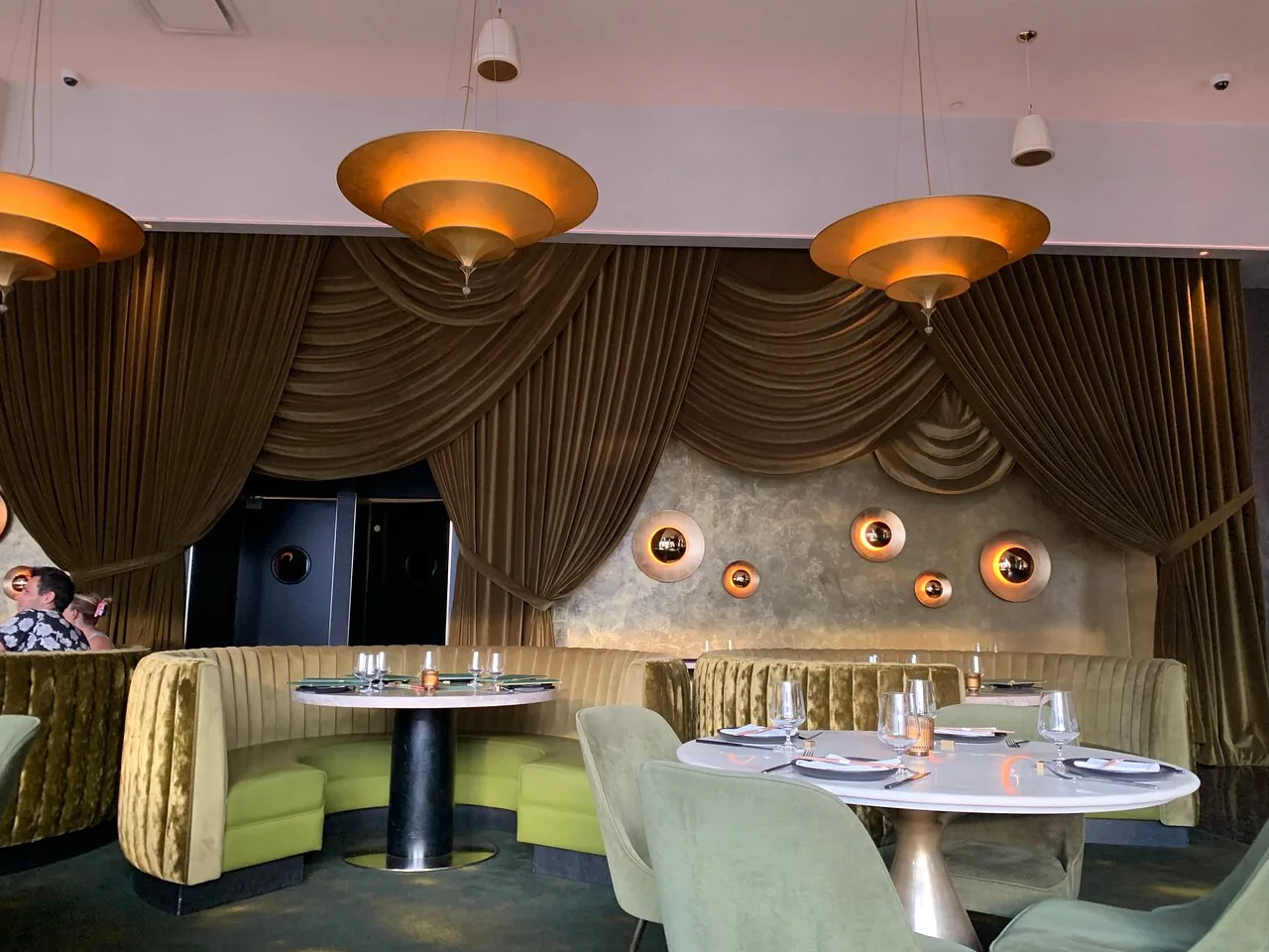 Animae - dining room draped