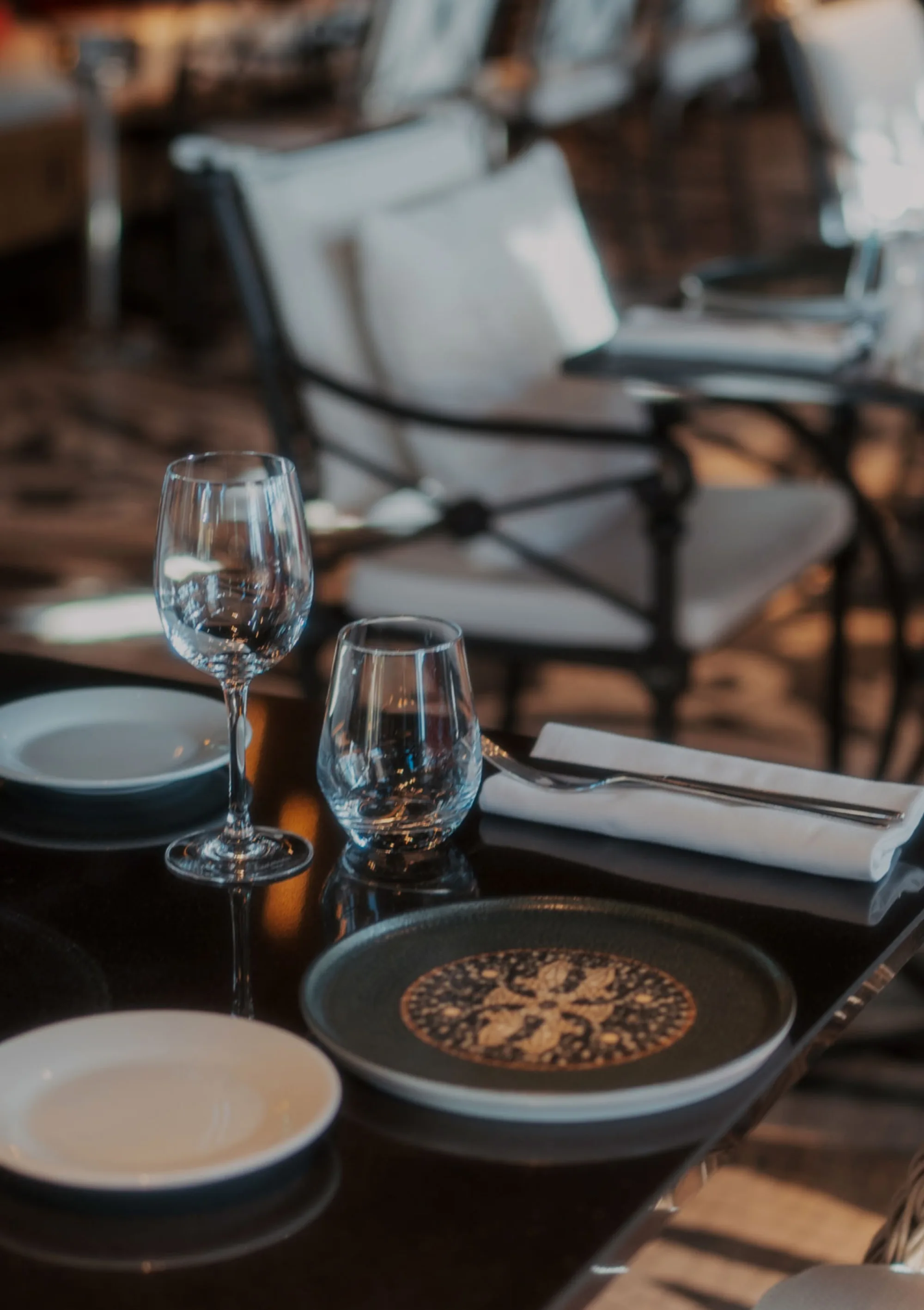 Annex Beach - table setting sea view
