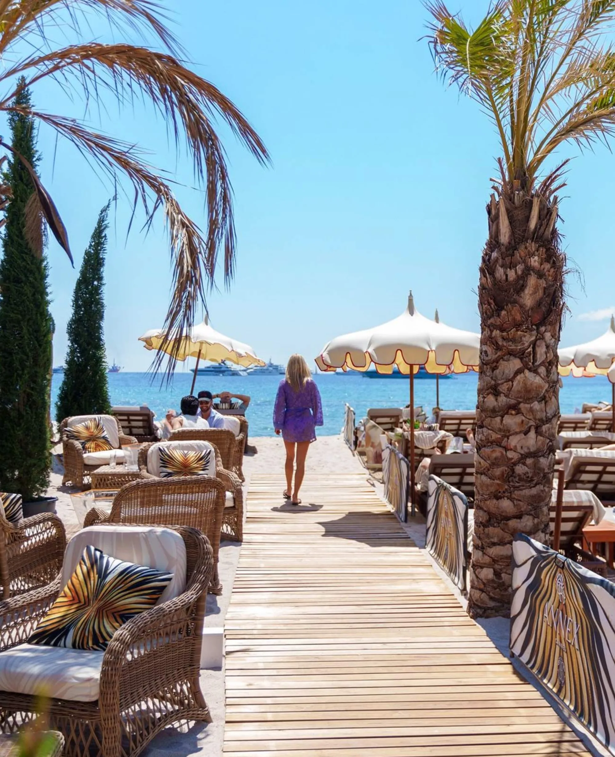 Annex Beach - dayclub in Cannes