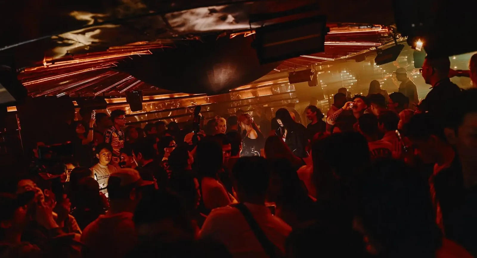 ASTRIX SAIGON - main room
