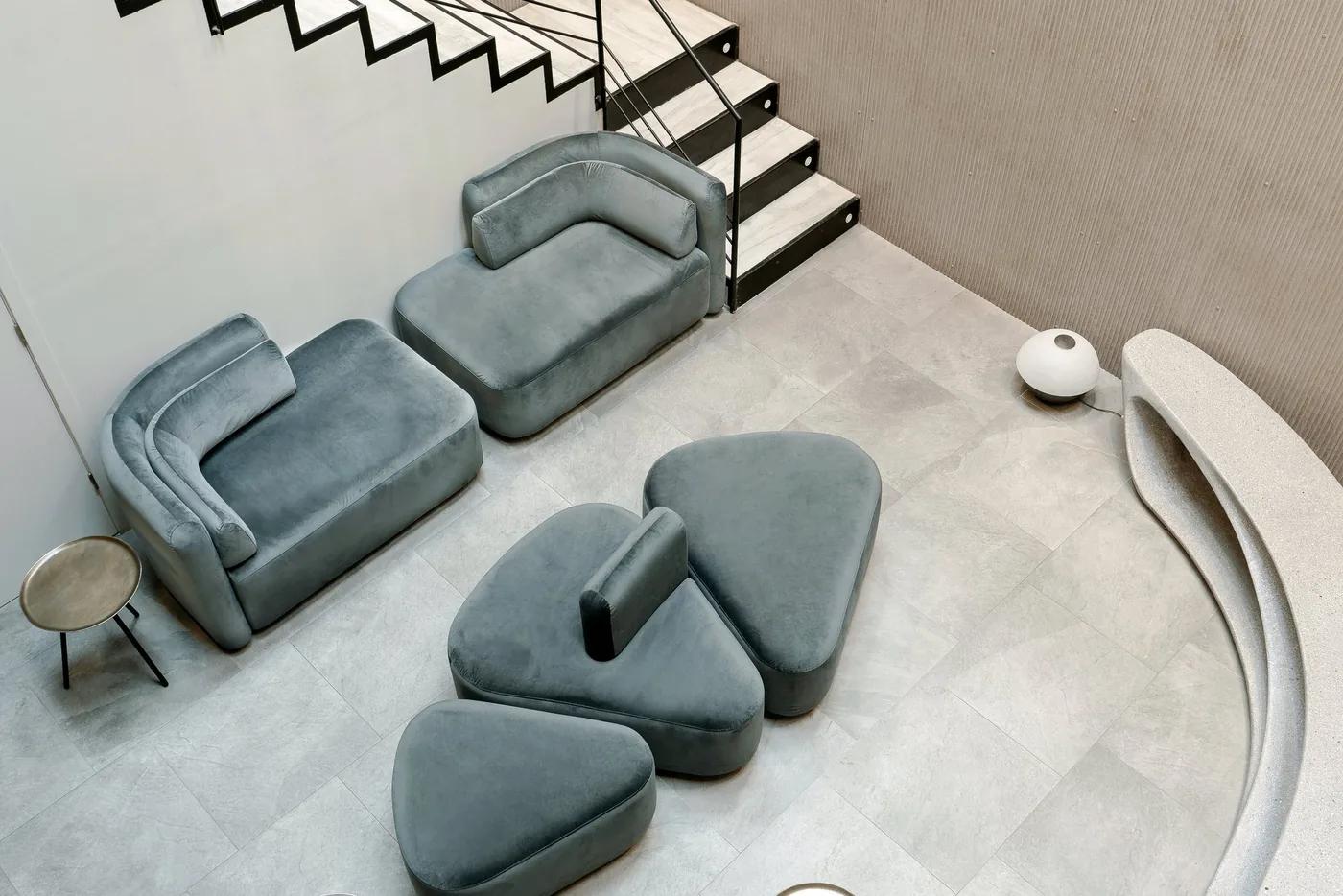 Atomix - lounge area