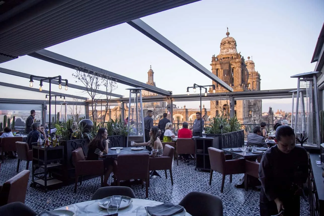Balcon del Zocalo - dining room cathedral through windows
