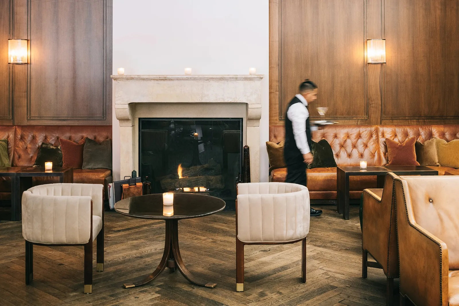 Baltaire - lounge fireplace