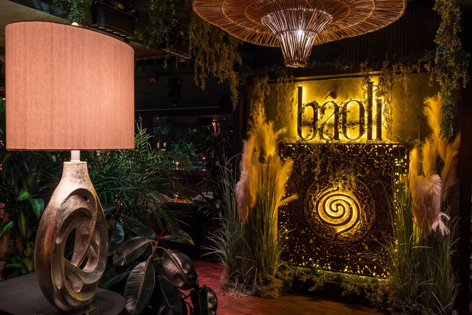 Baoli Miami - dining lounge