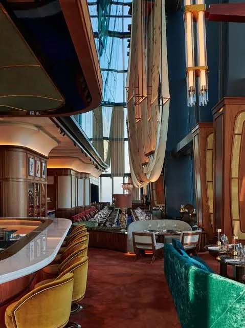 Bar des Pres - dining room