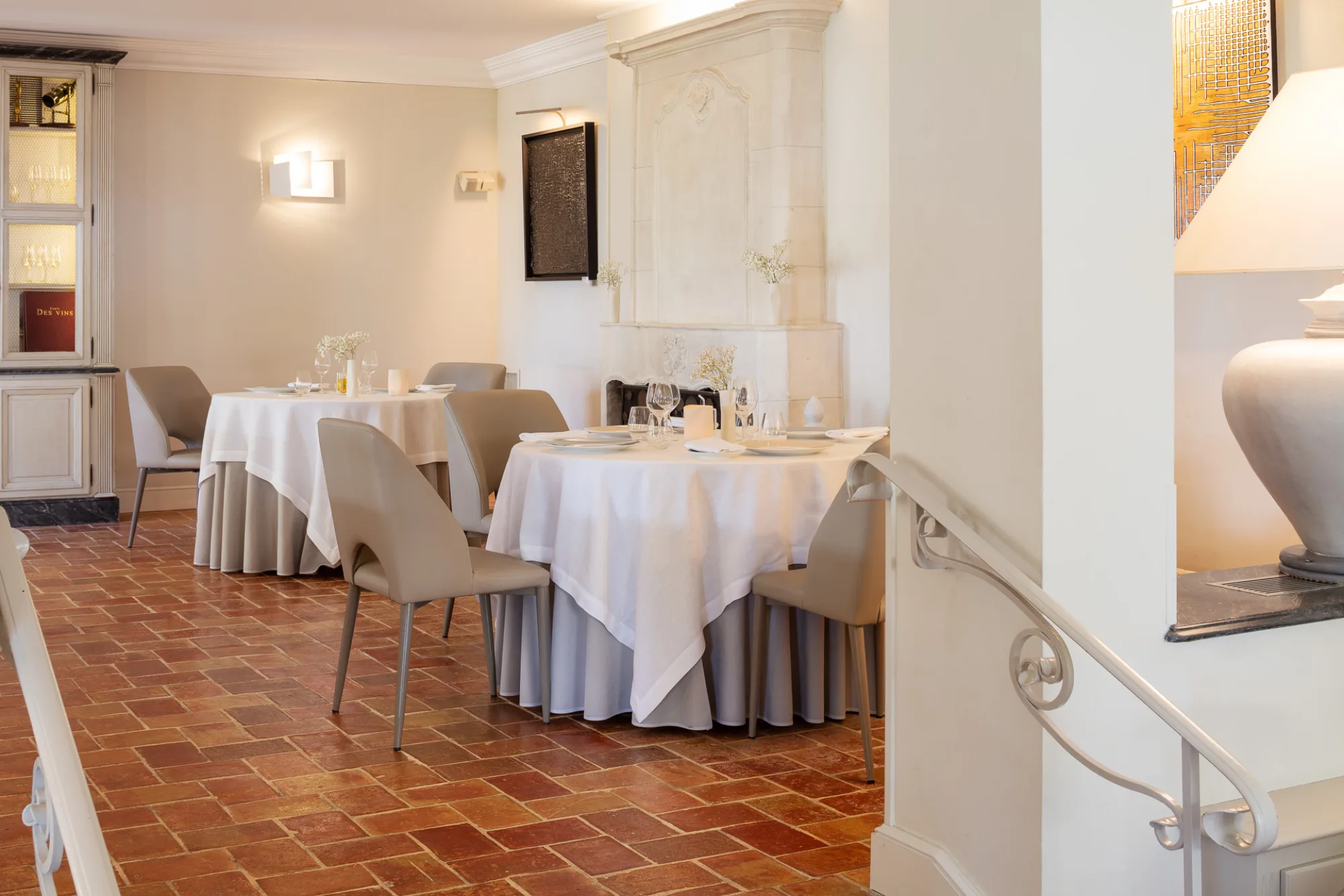 La Bastide Saint-Antoine - dining room