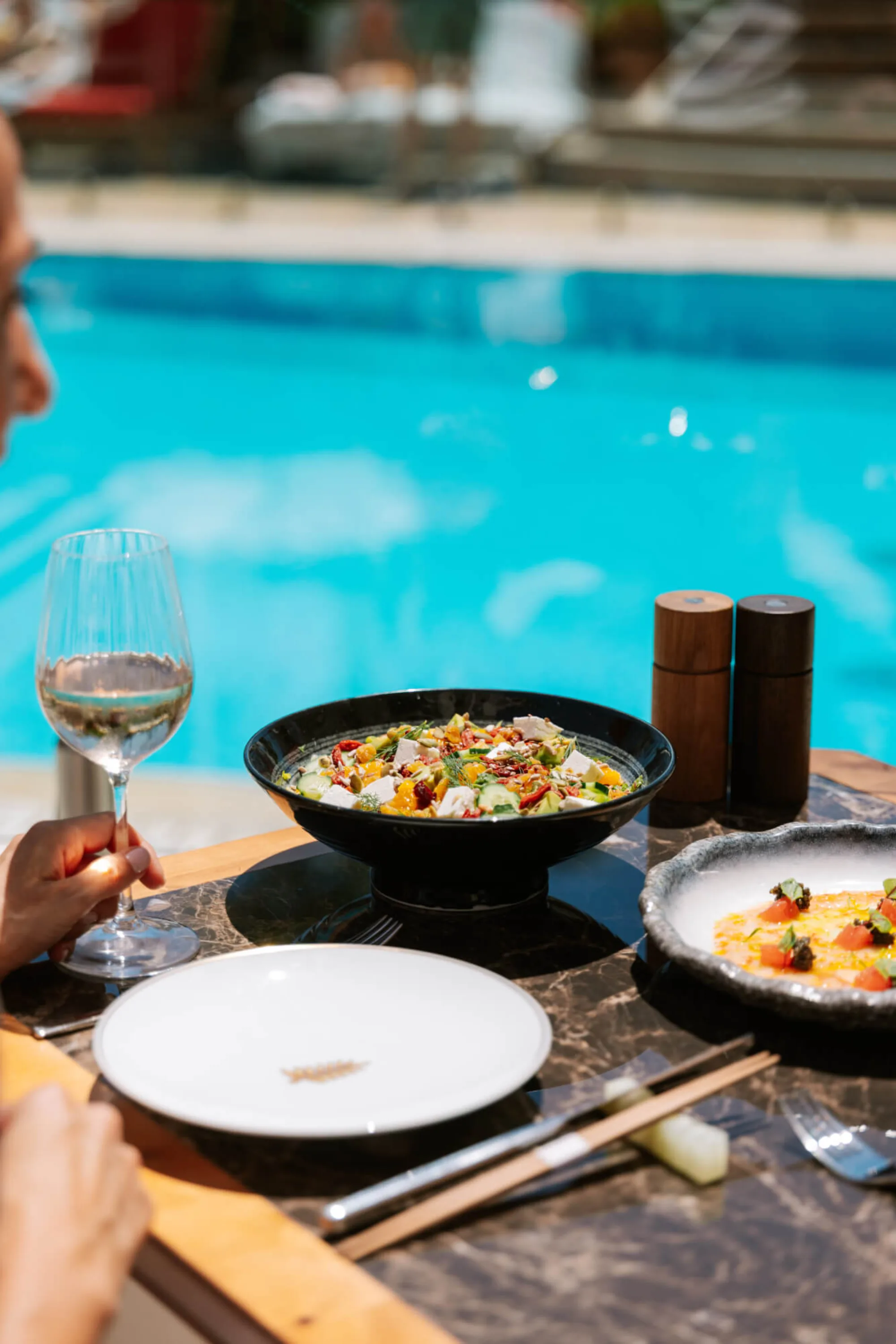 Beefbar Cannes - poolside terrace dining