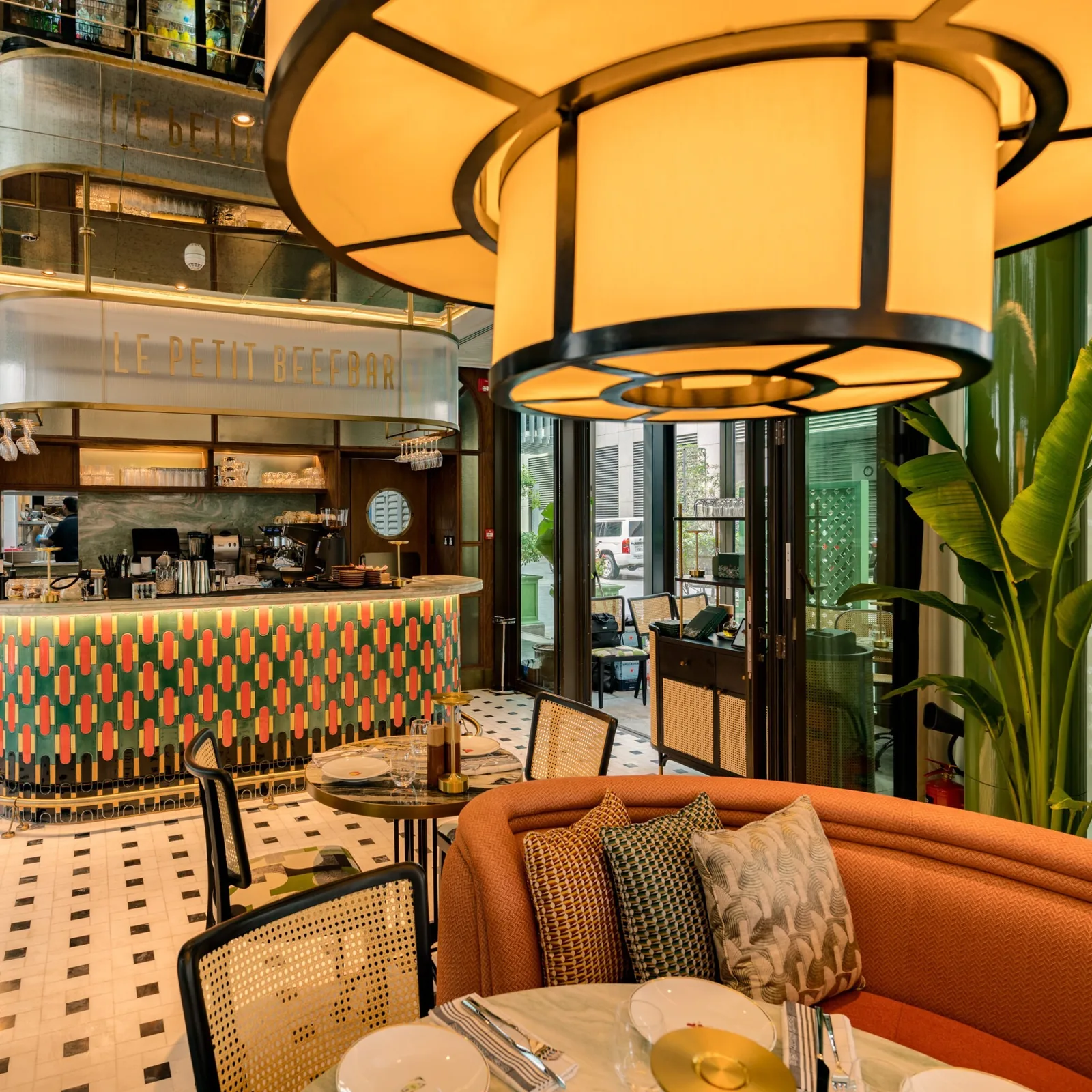 Le Petit Beefbar Dubai, restaurants in Dubai 3