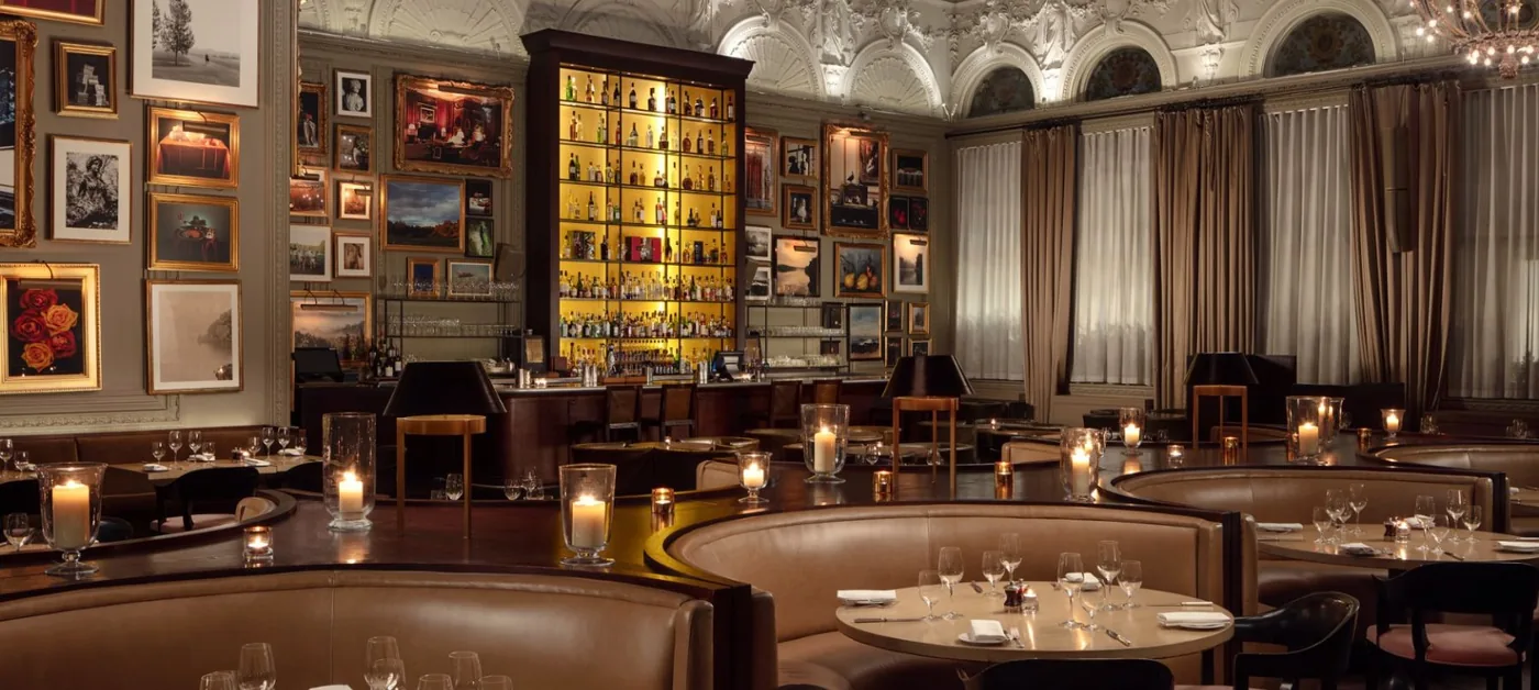 Berners Tavern - dining room bar