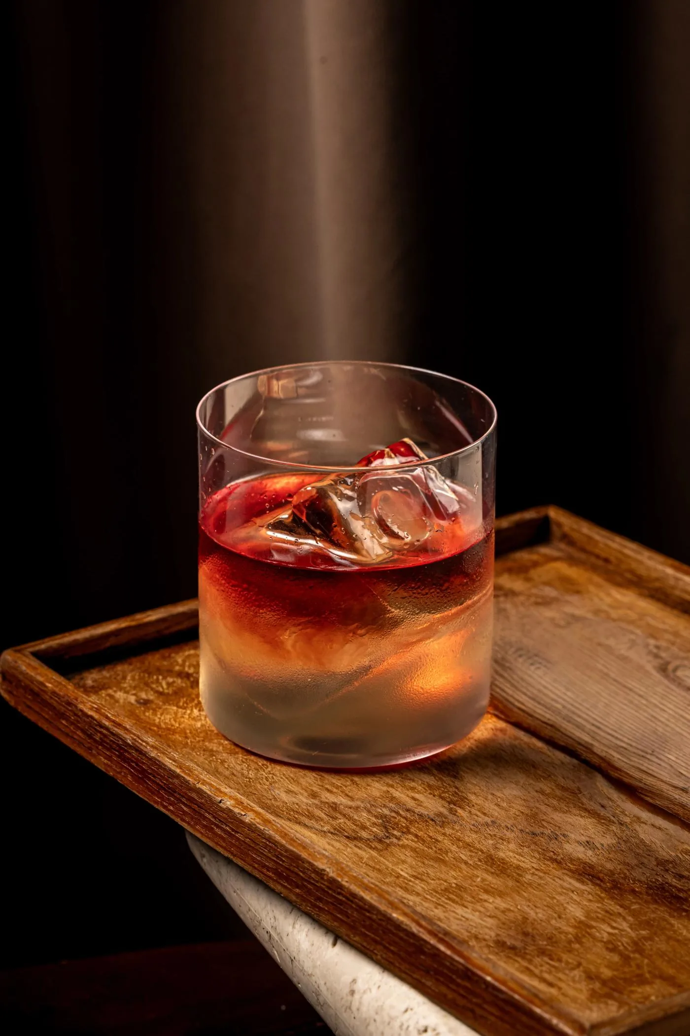Bisou - beverage negroni cocktail