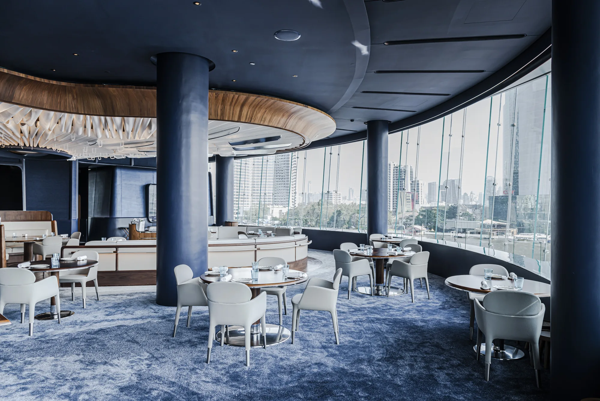 Blue by Alain Ducasse - restaurant in Bangkok