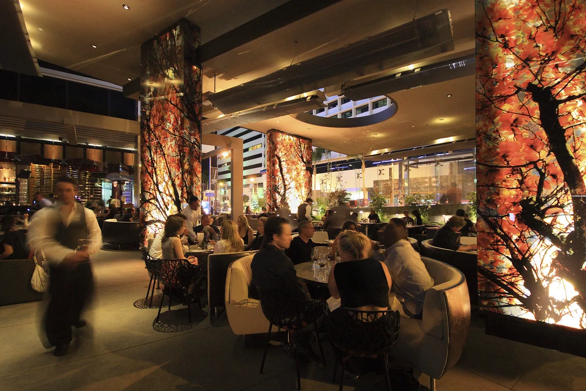 BOA Steakhouse West Hollywood - boa weho main dining guests