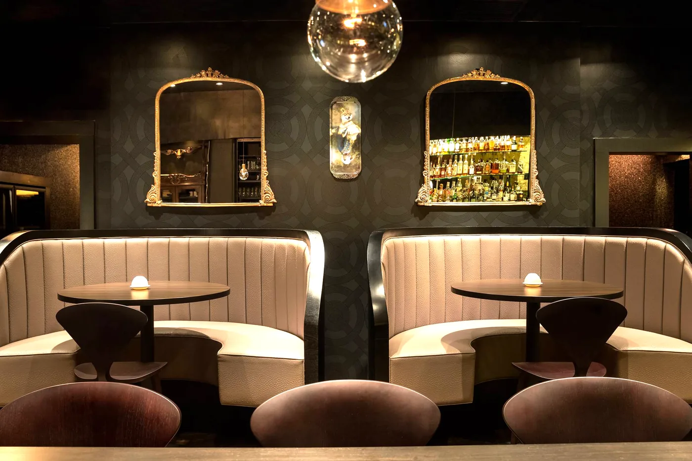 Boka - banquette booths