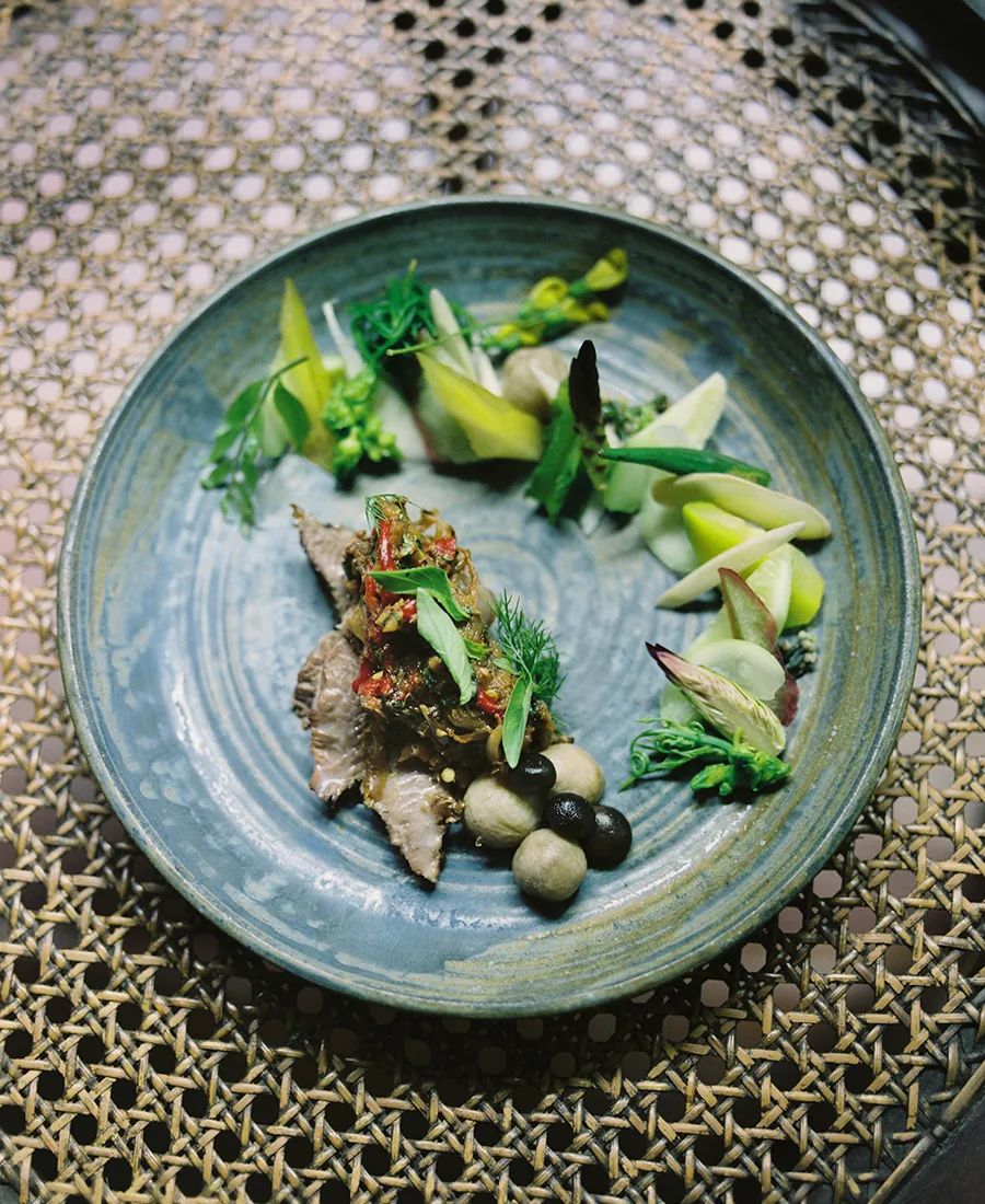 Bo.lan - plated course blue dish