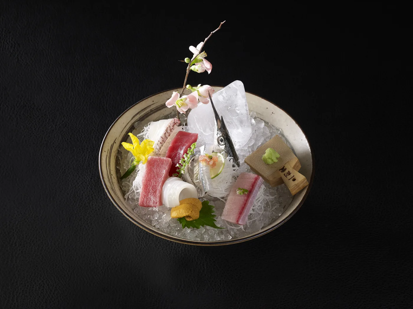 BondST - dish sashimi