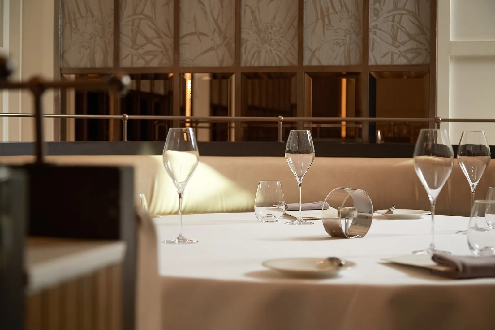 Cadence by Dan Bark - table setting
