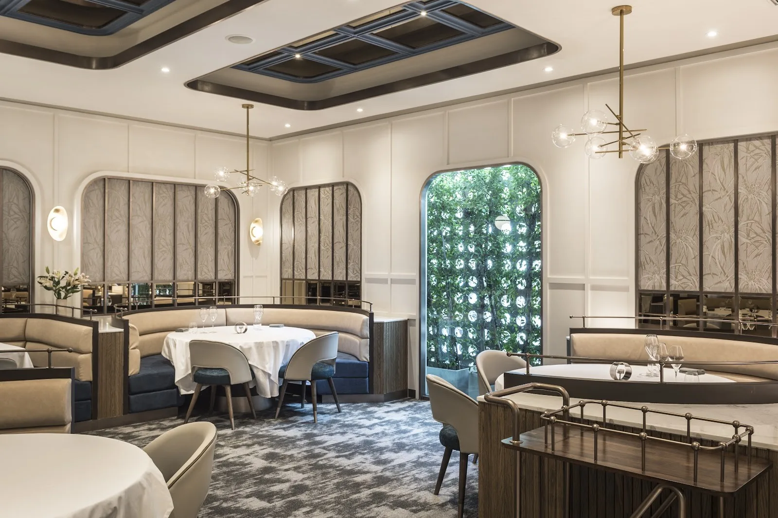 Cadence by Dan Bark - dining room