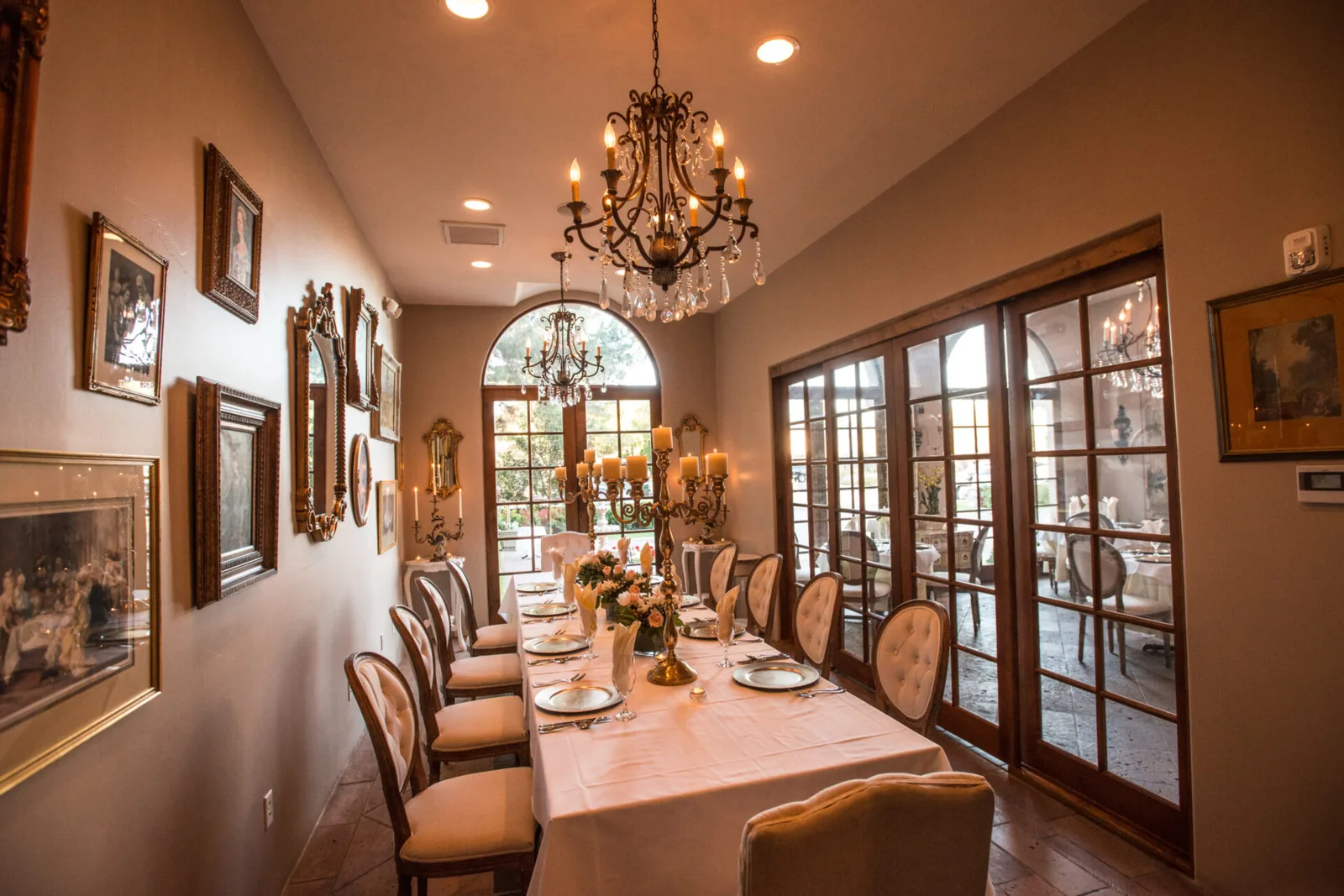 Cafe Monarch - fine dining restaurant