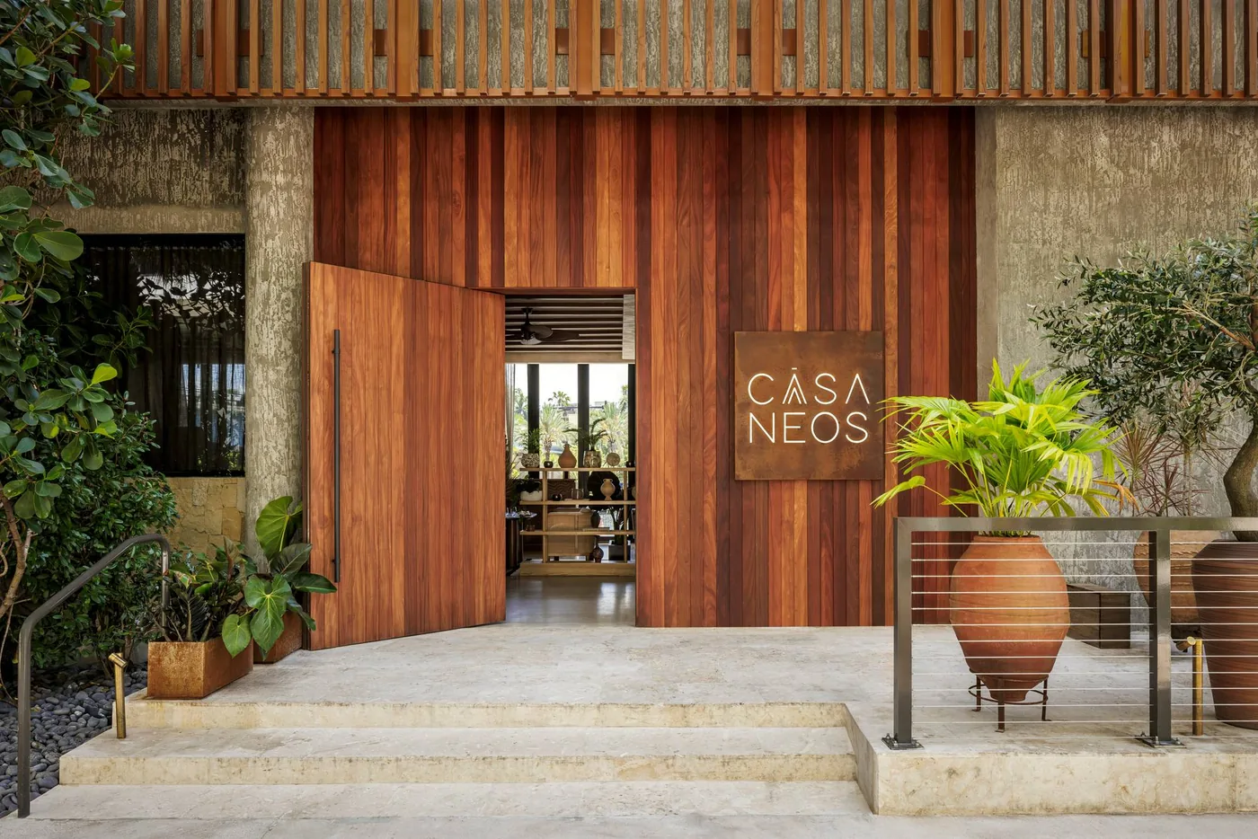 Casa Neos - entrance