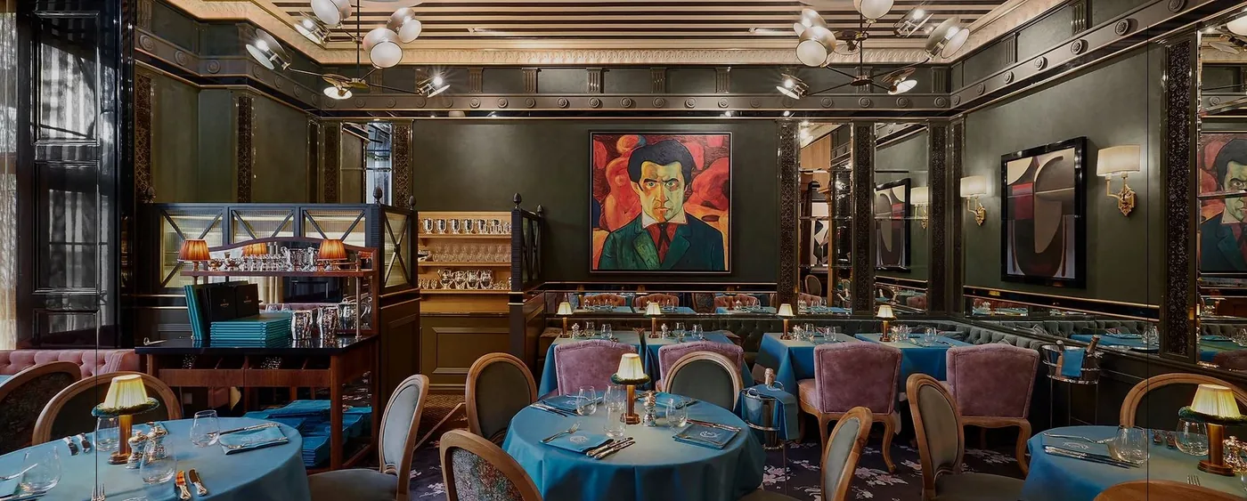 Caviar Kaspia London - dining room banquettes