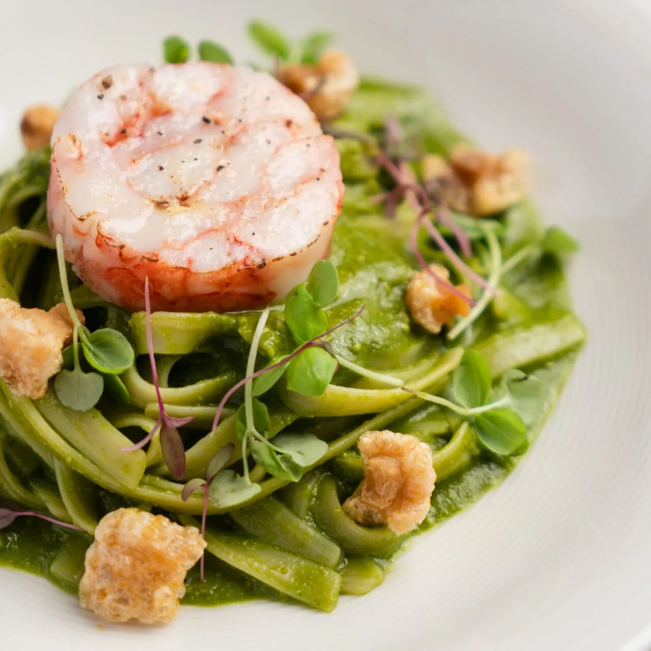 Cielo Sky Bar - prawn over green tagliatelle