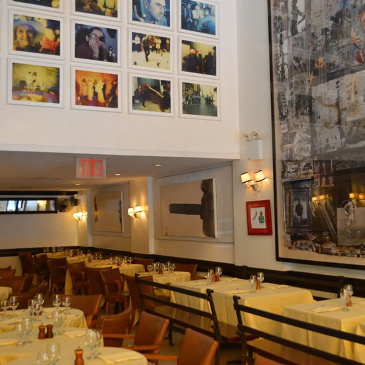 Cipriani Downtown - dining room art