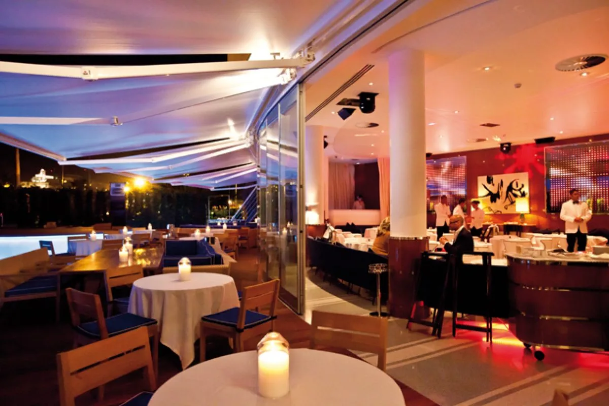 Cipriani Ibiza - terrace booth