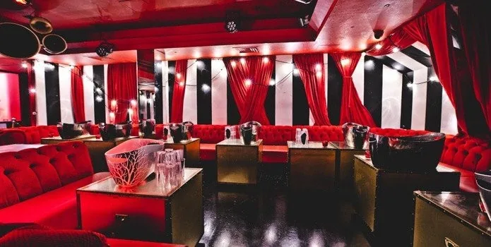 Cirque Le Soir - nightclub 4