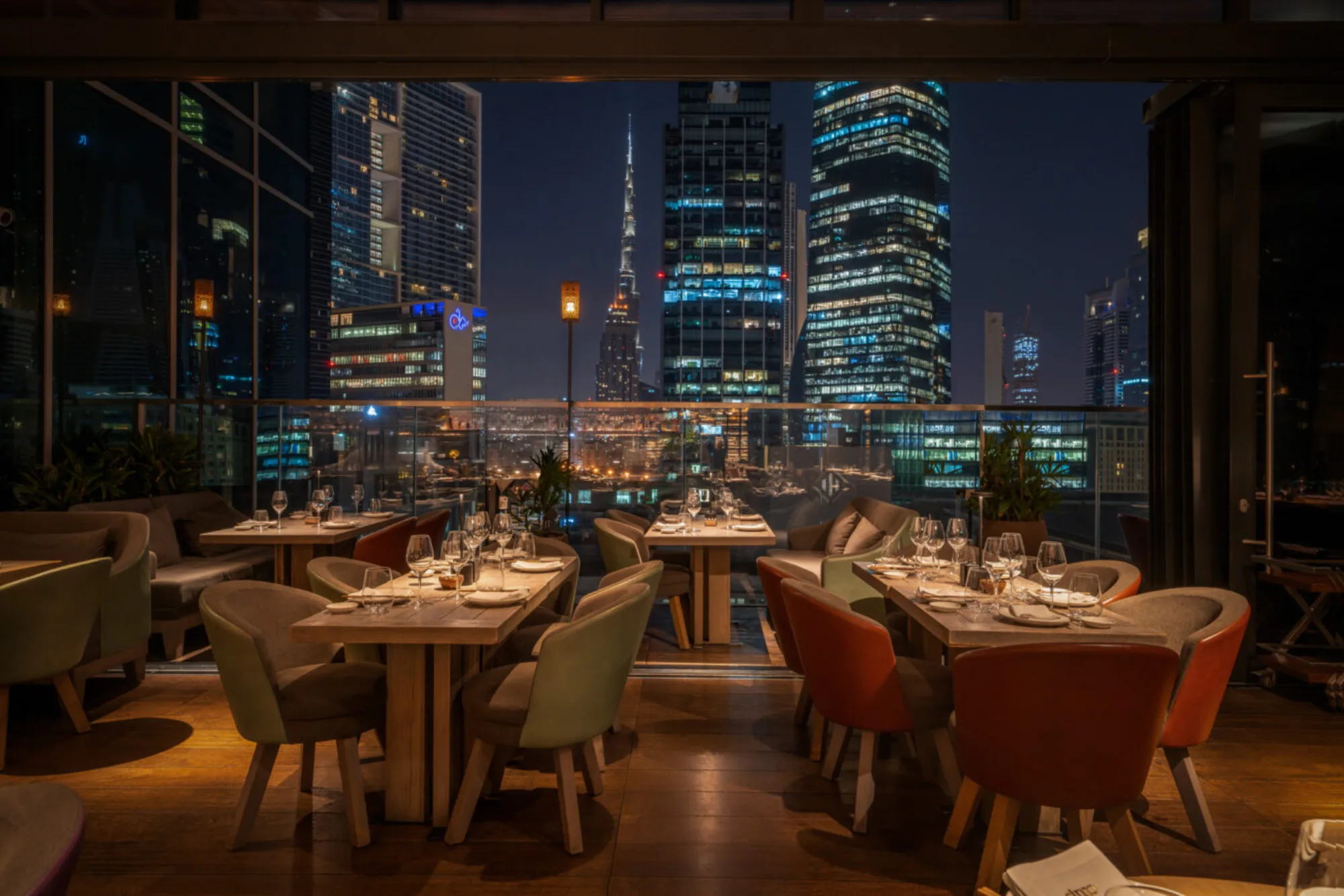 Clap - skyline dining burj