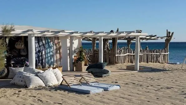 Club 55 - beach boutique sand