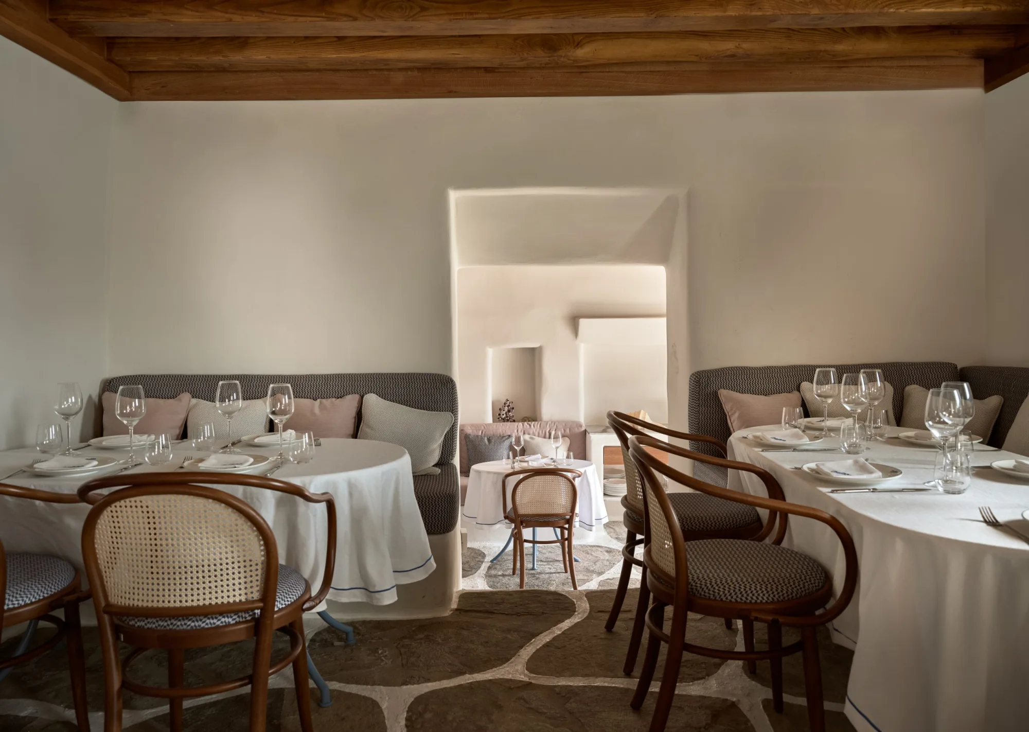 Cocco - cane chair dining
