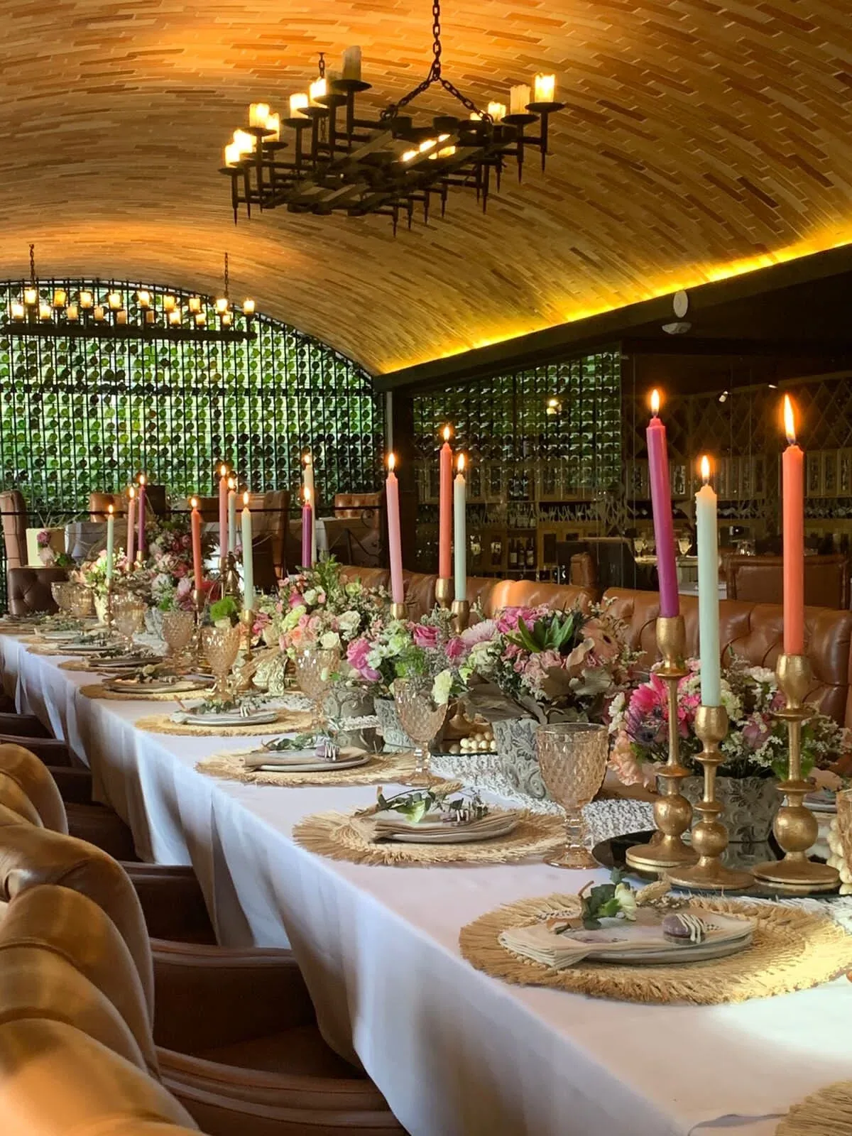 Colosal - interior