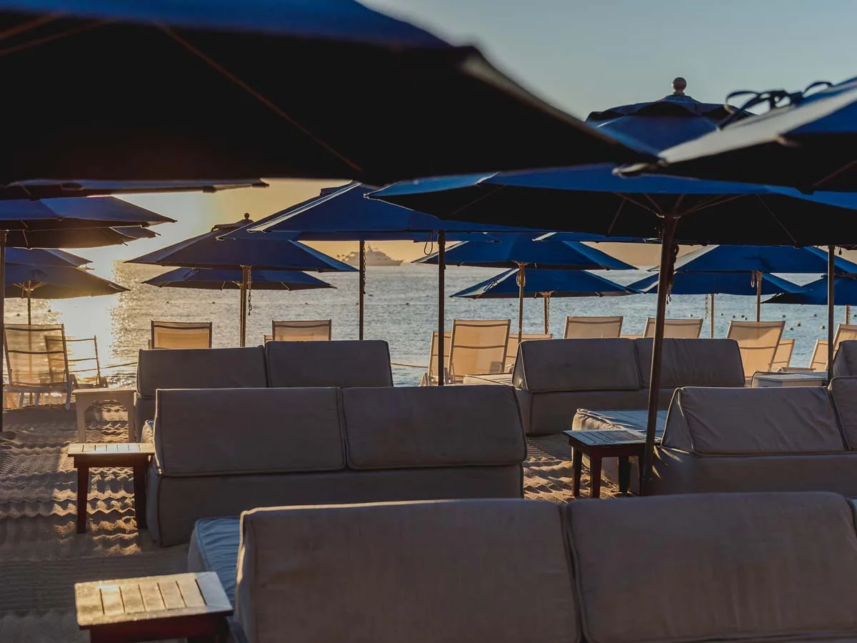 Corazon Cabo Beach Club - w01 corazon beach club cabo daybeds umbrellas