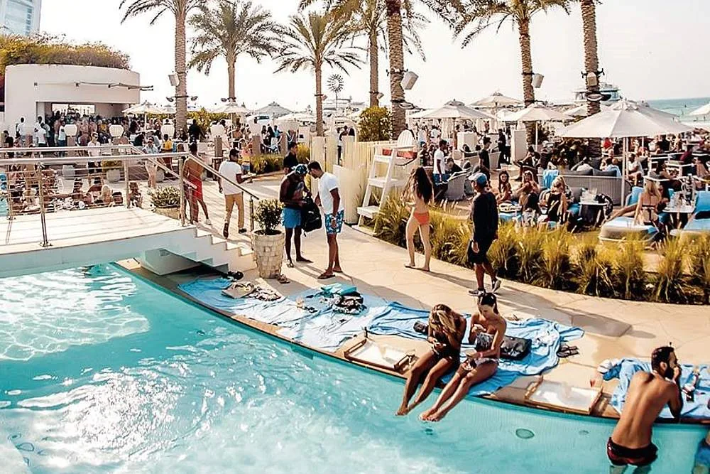 Cove Beach - beach club 3