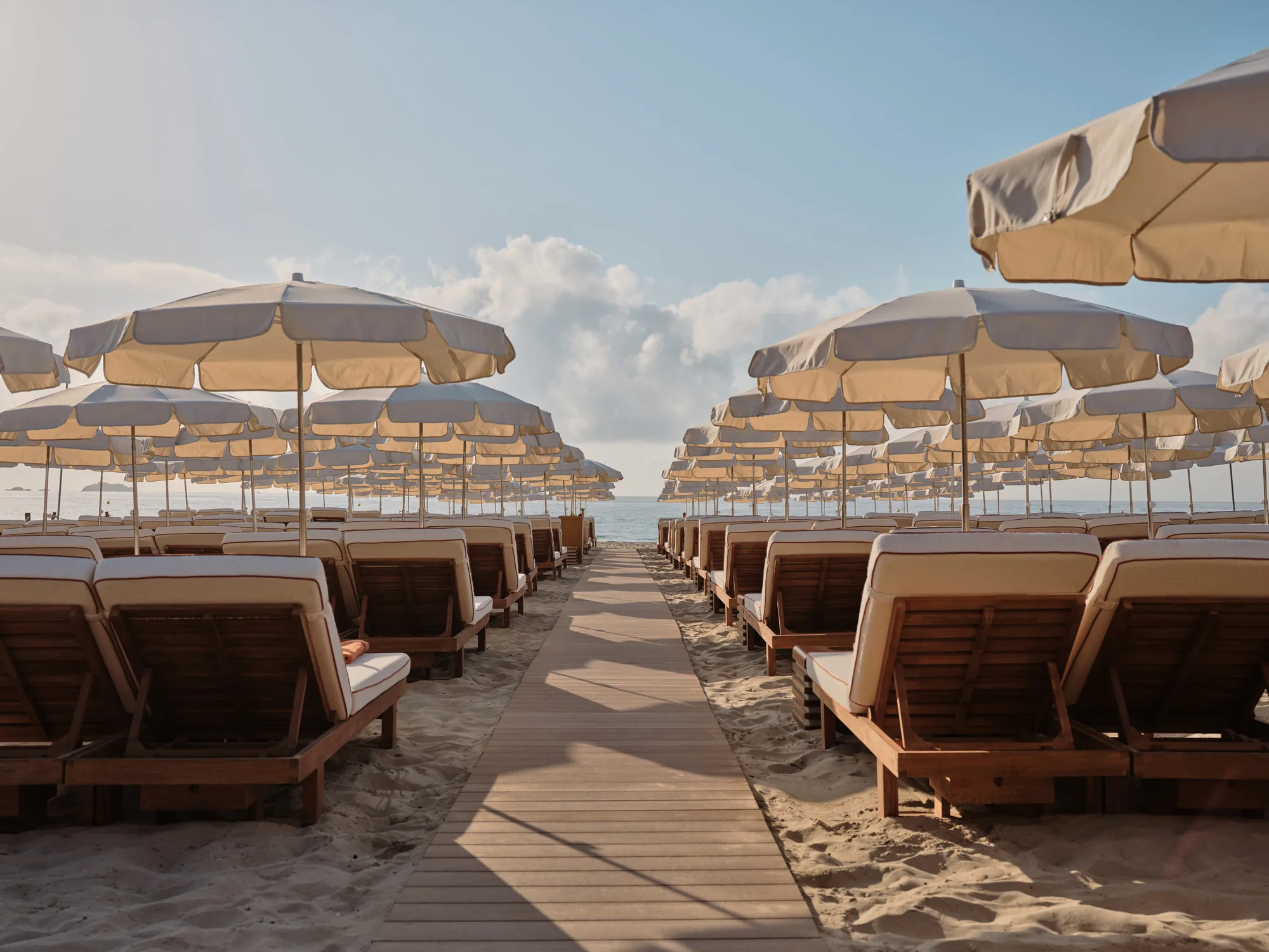 COYA Ibiza - beach sunbeds