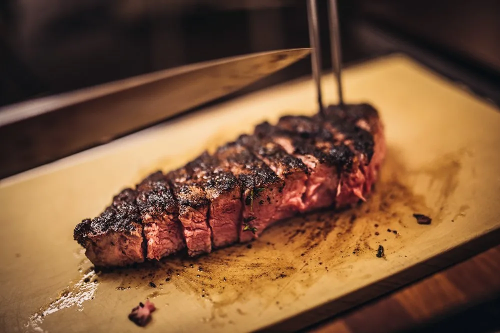 CUT by Wolfgang Puck at The Palazzo - sliced steak